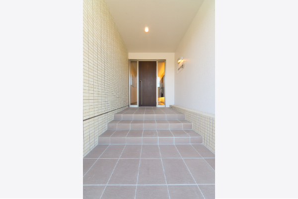 ﾄﾞﾙﾁｪ ｳﾞｨｰﾀ 北館